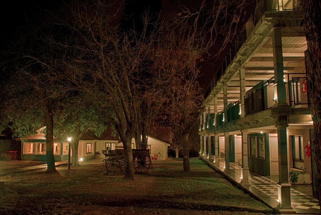 Atelier Hotel De Charme Villa General Belgrano Eksteriør bilde